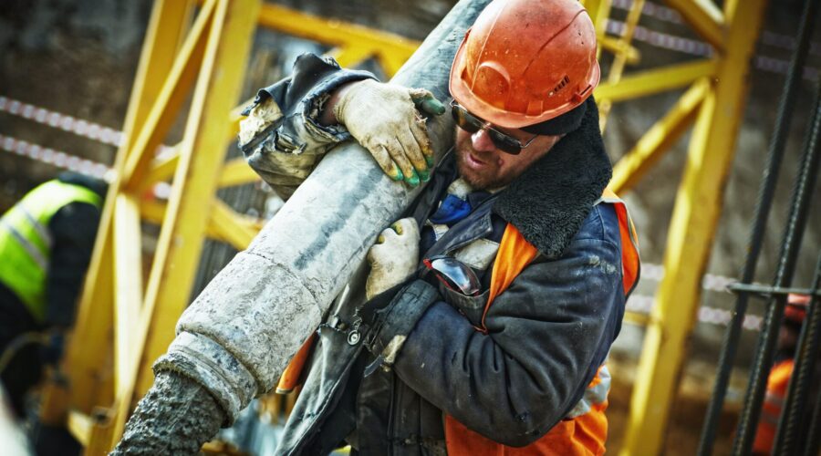 Último aumento: cuál es el sueldo básico de un obrero de la construcción en enero 2025